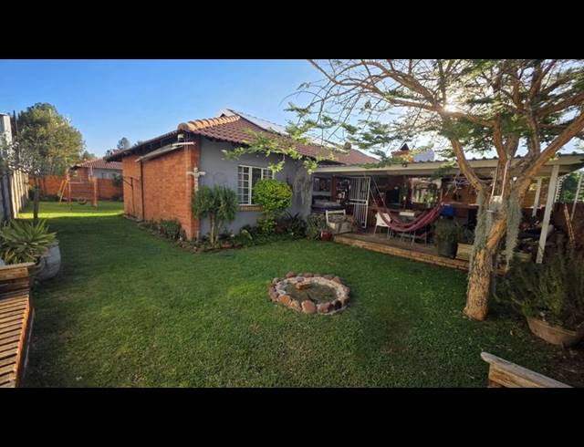 2 BEDROOM TOWNHOUSE FOR SALE IN MONTANA